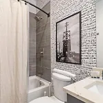 Walk To Nightlife, Vanderbilt, Minutes To Broadway *