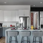 Cool Townhouse Close To Downtown Holiday home *