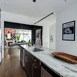 The Harper House - Beautifully Designed, Rooftop Nashville