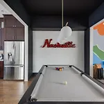 The Harper House - Beautifully Designed, Rooftop * Nashville
