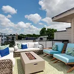 Holiday home The Harper House - Beautifully Designed, Rooftop Nashville