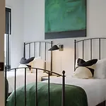 Walk To Nightlife, Vanderbilt, Minutes To Broadway Holiday home