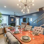 Honky Tonk Game With Rooftop Deck