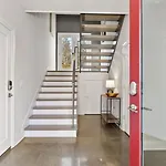 Downtown W Rooftop Deck 4 Bedrooms 3 Baths Holiday home Nashville