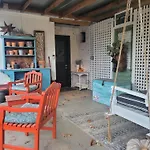 Quiet Hideaway Minutes From Everything!