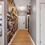 Rooftop Views Stylish Decor Nash Downtown Access Apartment Nashville