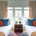 Holiday home The Lyric - New Luxury Home, Rooftop With Firepit! *
