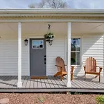 Cozy 3Br Home Fenced Backyard 10 Mins To Broadway