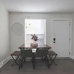Near Downtown, King Bed, Private Yard, Free Parking