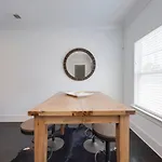 Minutes To Broadway Unwind In Style Holiday home *