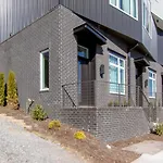 Beautiful West Nashville Home Rooftop Deck