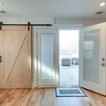 East Nash Luxury Four Bedrooms Huge Rooftop Patio