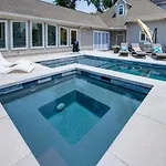 Holiday home Ultimate Luxury Retreat Mega Mansion Pool And