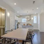 Chic Private Rooftop Minutes To Downtown *
