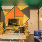Eccentric East Nash Unique Design