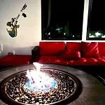 Holiday home Spacious Contemporary Townhome With Private Rooftop