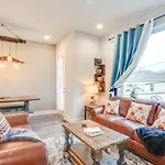 Holiday home Spacious Contemporary Townhome With Private Rooftop Nashville