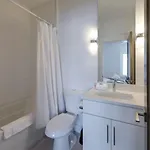 Holiday home Minutes To Broadway Spacious Townhouse
