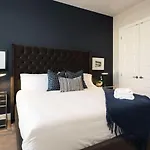 Large Royal Townhome Beautiful Design And Rooftop Holiday home Nashville