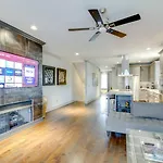 Gulch Getaway The Nash Nest Epic Rooftop Nashville