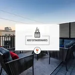 Large Royal Townhome Beautiful Design And Rooftop * Nashville