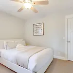 East Paradise 4 Bedroom Large Backyard Holiday home Nashville