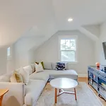 East Paradise 4 Bedroom Large Backyard Holiday home