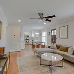 Holiday home East Paradise 4 Bedroom Large Backyard