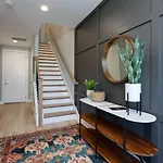 Luxury Downtown Townhome Elevated Skyline Views * Nashville