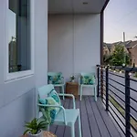 Stunning West End Walkable Area Holiday home Nashville