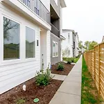 Luxury Dream Downtown Living Ten Comfy Beds