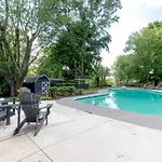 Music Megastar Private Pool And Hot Tub Nashville