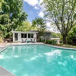 Music Megastar Private Pool And Hot Tub Holiday home