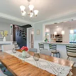 Holiday home Music Megastar Private Pool And Hot Tub