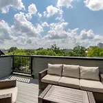 Large Impressive Townhome Private Viewing Terrace Nashville