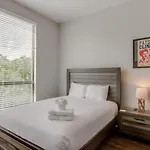 Large Impressive Townhome Private Viewing Terrace Holiday home Nashville
