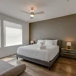 Large Impressive Townhome Private Viewing Terrace Nashville