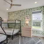 Spacious Gulch Retreat Super Skyline Views Holiday home