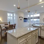 Stylish Private Rooftop Perfect Location Holiday home *