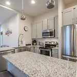 Stylish Private Rooftop Perfect Location Nashville