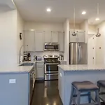 Stylish Private Rooftop Perfect Location Holiday home Nashville