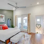 Stylish Luxury Private Rooftop Space Hillsboro