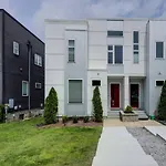 Southside Extraordinaire Walk To Gulch Lux Four Bedroom