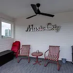 Holiday home Southside Extraordinaire Walk To Gulch Lux Four Bedroom Nashville