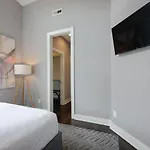 Southside Extraordinaire Walk To Gulch Lux Four Bedroom