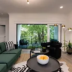 Super Luxury Maximum Space Gorgeous Decor