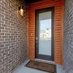 Spacious And Sleek Amazing Location Patio Space Holiday home *