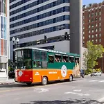 The Downtown Delight