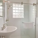 The Pink Door Beauty Stunning And Fresh Holiday home *