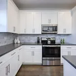 Holiday home West Side Charmer Convenient Location *